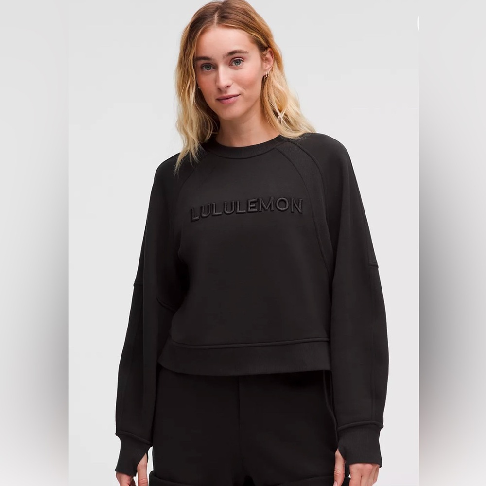 NWTs Scuba Oversized Pullover Wordmark Size XS/S